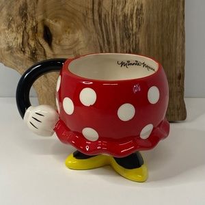 Disney Minnie Mouse Polka Dot Dress Yellow Shoes Coffee Mug Cup Interior Sig